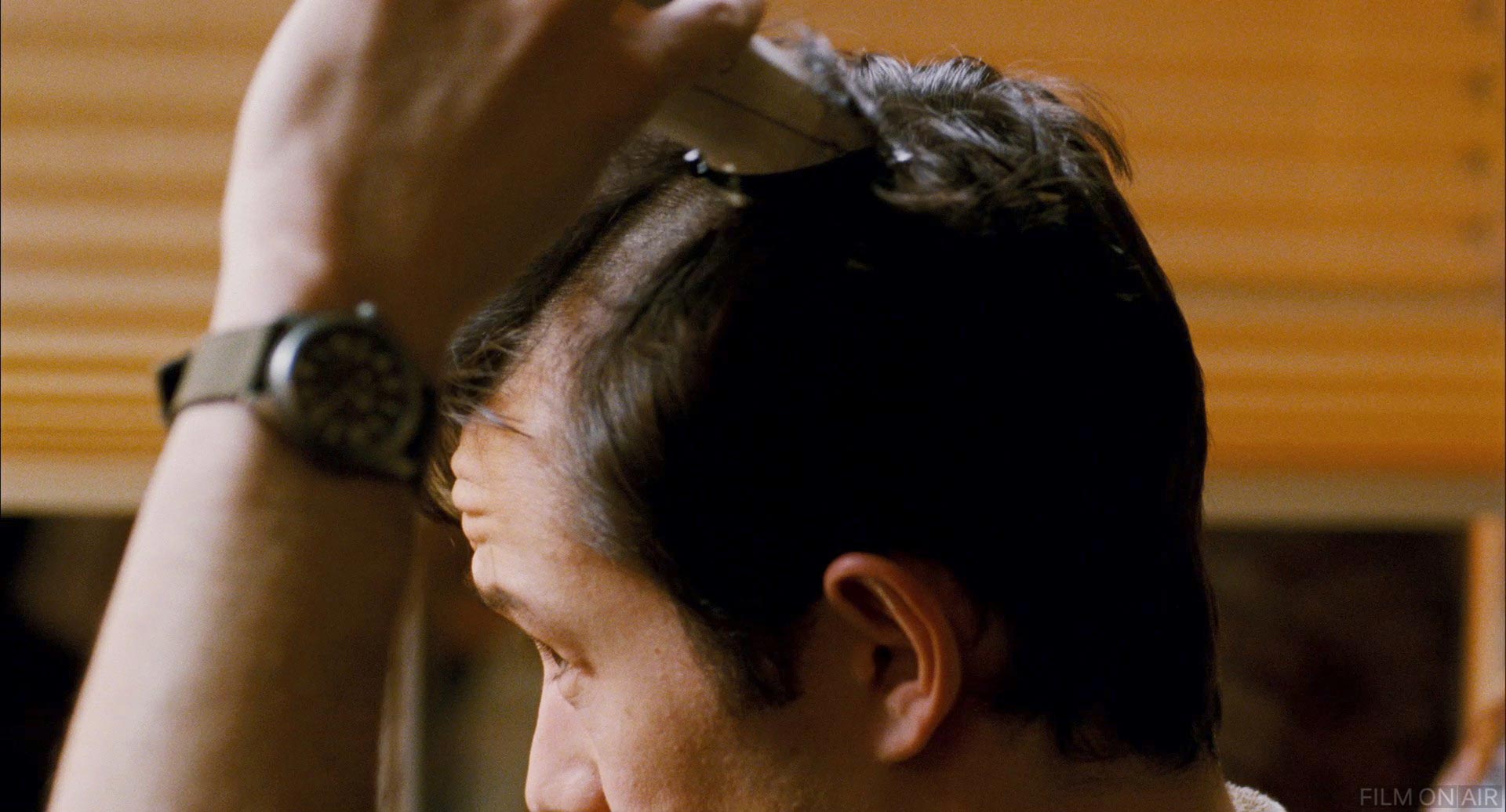 Joseph Gordon Levitt Shaving
 in 50/50 in 50/50