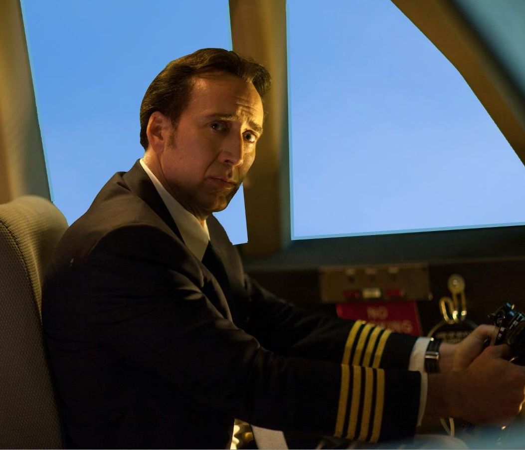 Nicolas Cage as pilot in Left Behind