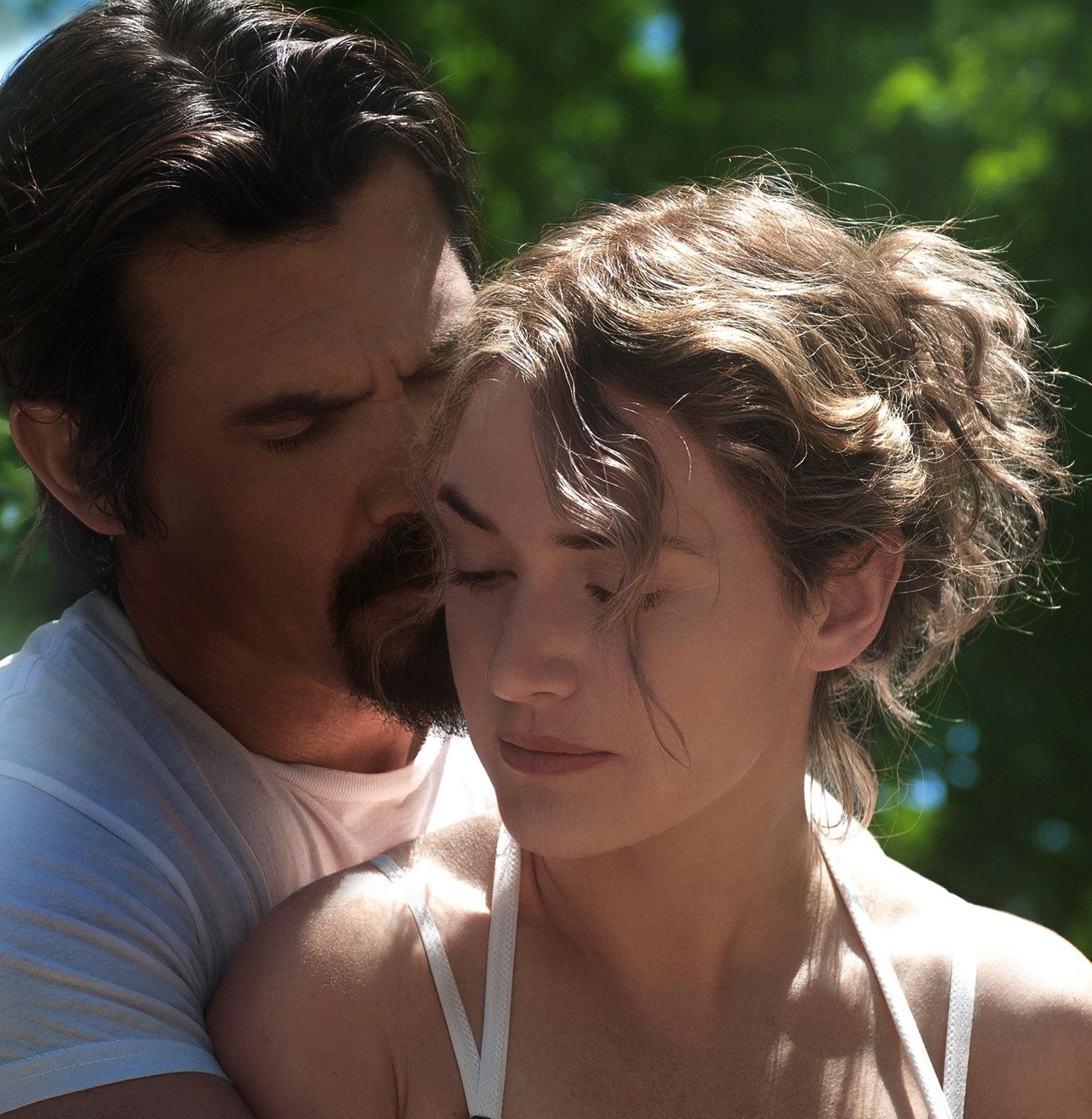 Kate Winslet and Josh Brolin in Jason Reitman's new film Lab