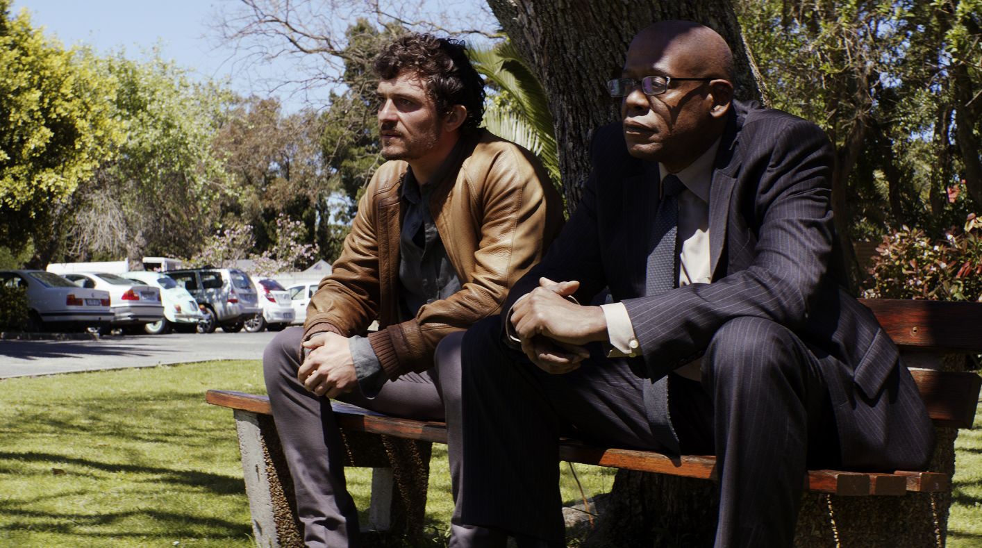 Orlando Bloom and Forest Whitaker sit around in City of Viol