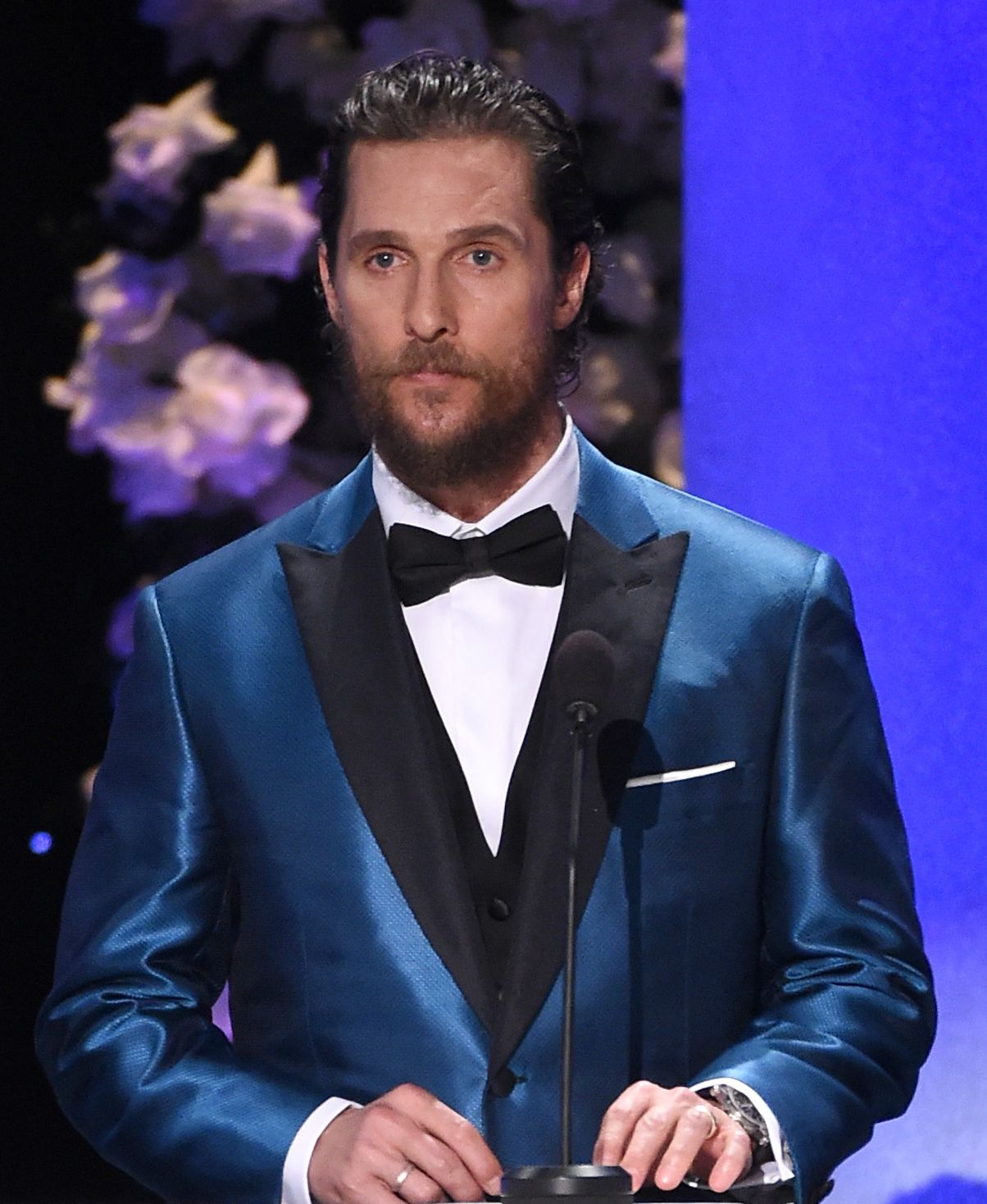 Matthew McConaughey presents SAG Award