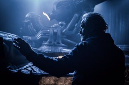 New 'Alien: Covenant' photo of Ridley Scott in front of the 