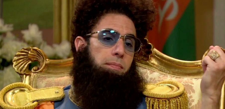 Megan Fox and general Aladeen in The Dictator | Cultjer