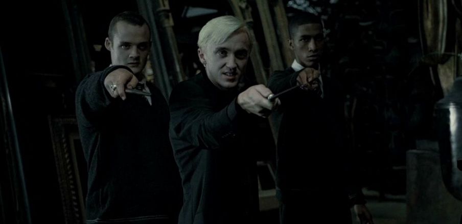 Draco Malfoy vs Harry Potter, the final confrontation | Cultjer